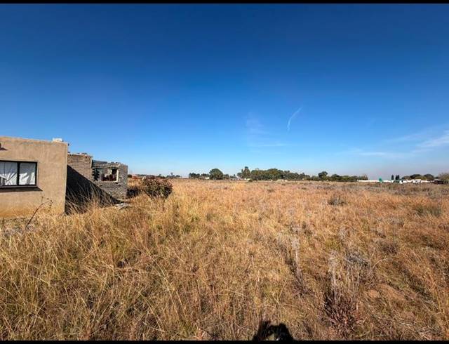 LAND FOR SALE IN NELSONIA